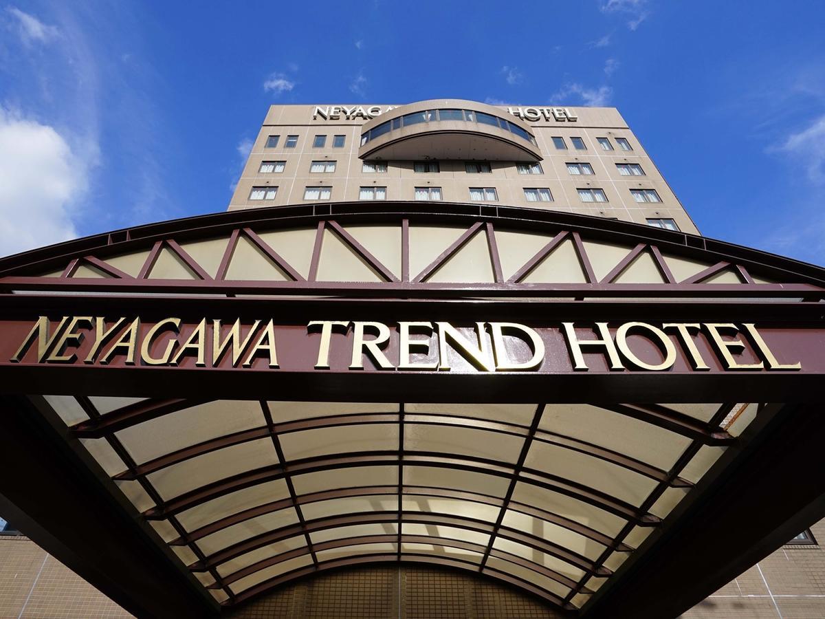 Neyagawa Trend Hotel Bagian luar foto