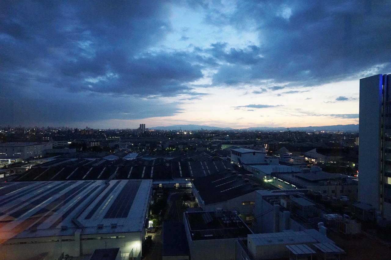 Neyagawa Trend Hotel Bagian luar foto