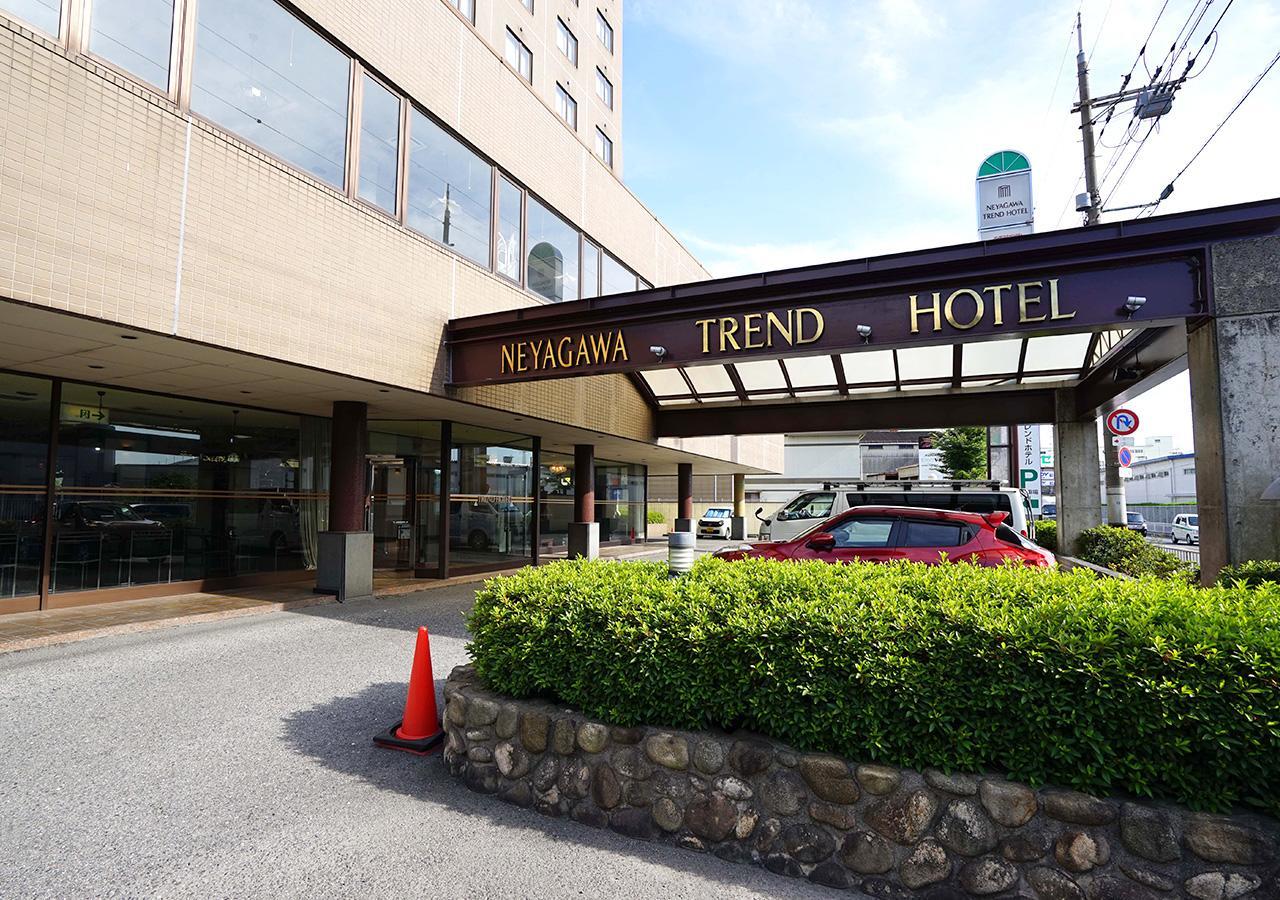 Neyagawa Trend Hotel Bagian luar foto